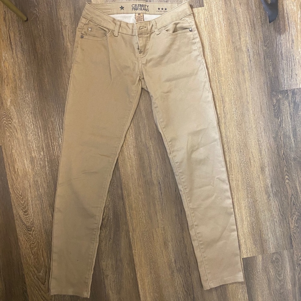 Khaki jeans